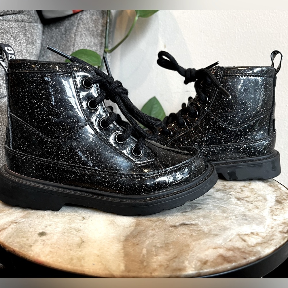 Kids Ugg Patent Leather Sparkle Lined Boots